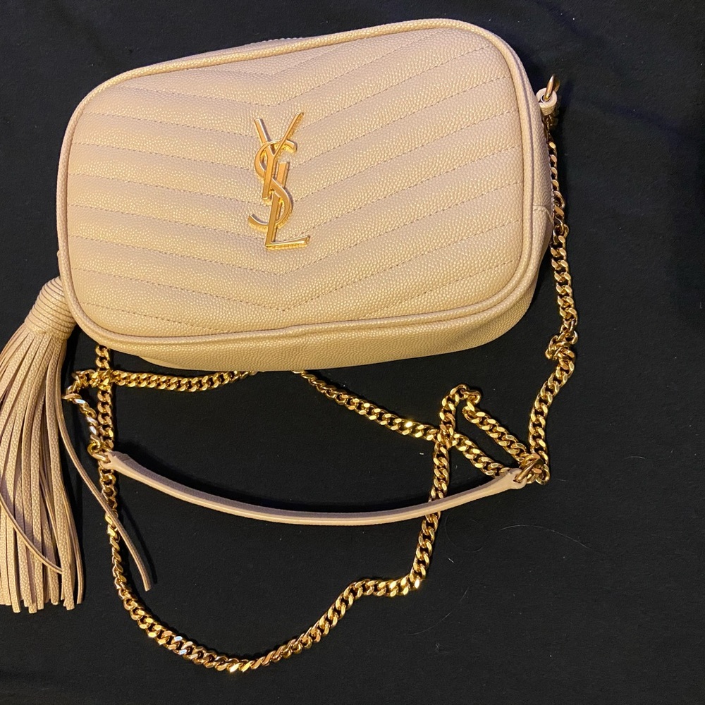 Saint Laurent Mini Lou matalasse leather camera bag - Picture 2 of 9